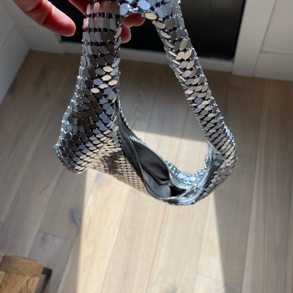 Metallic bag. - Picture 3 of 3